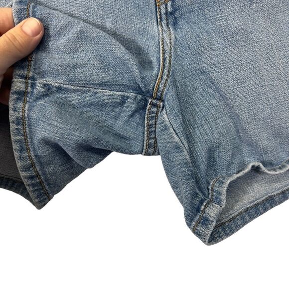 Levi's San Francisco high rise  Denim Shorts Red Tab Size 8 - Picture 4 of 16